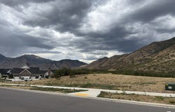 3235 S TWIN HOLLOW E, Mapleton, UT 84664