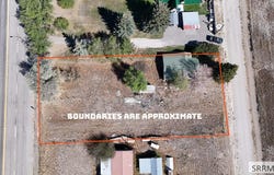 692 Jay Street, Arco, ID 83213