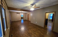 500 W North Street, Mount Sterling, IL 62353