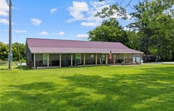 395 NW 1101st Road, Centerview, MO 64019