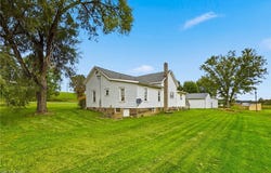 1420 Glenn Highway, New Concord, OH 43762