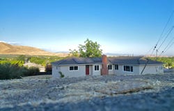1112 N Harvard Avenue, Lindsay, CA 93247