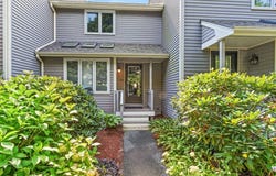 608 Maple Brook Rd, Bellingham, MA 02019