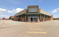 1420 Wright Avenue, Alma, MI 48801