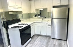 3133 Bernice Road, Lansing, IL 60438