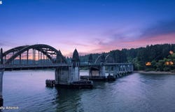 1220 BAY St, Florence, OR 97439