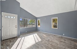 1224 SEQUOIA Ave, Springfield, OR 97477