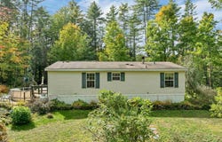 131 Upper Oxbow Road, New Hampton, NH 03256