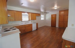741 W Bell Street, Bartlett, TX 76511