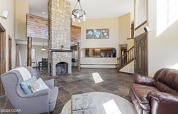 117 Suzanne Circle, Webb City, MO 64870