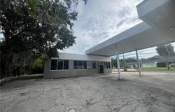 1327 E SILVER SPRINGS Boulevard, OCALA, FL 34470