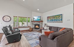 3332 W Magistrate Loop, Hayden, ID 83835