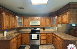 677 Edgewood Dr., Texarkana, AR 71837