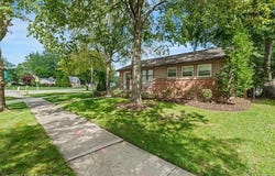 1283 E Melton Road, Birmingham, MI 48009