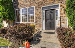 802 LINFIELD Terrace NE, LEESBURG, VA 20176