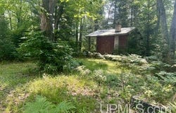 9000 Bear Lake Lodge Road, Ishpeming, MI 49849