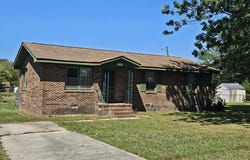 209 Wheeler St, Roanoke Rapids, NC 27870
