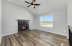 1913 Hawk View, Harrisonville, MO 64701
