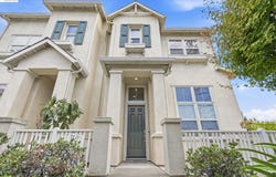 120 Summer Ln, Richmond, CA 94806