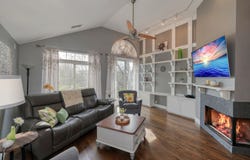 Warrenville, IL 60555