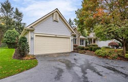 118 Cuddy Court, Webster, NY 14580