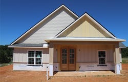 111 W Cupit Way, Gladewater, TX 75647