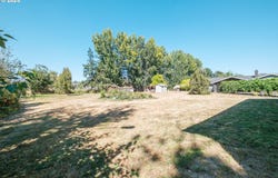 2225 MOLALLA Rd, Woodburn, OR 97071
