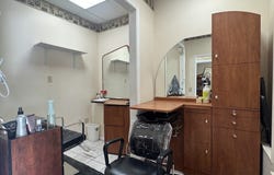 4 Elm St, Salisbury, MA 01952