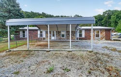688 Rocky Summit Rd, Bean Station, TN 37708