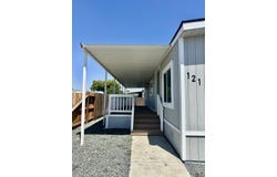720 E Worth Avenue, Porterville, CA 93257