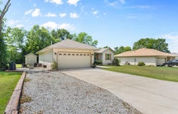 322 Sugar Lane, Clever, MO 65631