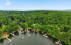 275 Rt 390, Tafton, PA 18464