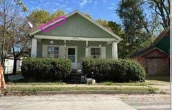 204 Bertley St, Moberly, MO 65270
