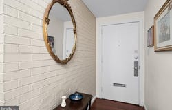 14 E CLOSE, MOORESTOWN, NJ 08057
