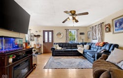 204 E Franklin Avenue E, Arcadia, IN 46030