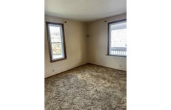 910 Harrison Ave., Jeannette, PA 15644