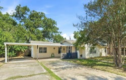 904 Kirk St, Taylor, TX 76574