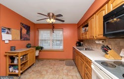 27 CROFTON Commons, CHERRY HILL, NJ 08034