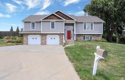 3620 Everett Drive, Manhattan, KS 66503