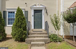 302 MOSEBY Court, MANASSAS PARK, VA 20111