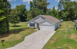 3911 Lake Dr., Loris, SC 29569