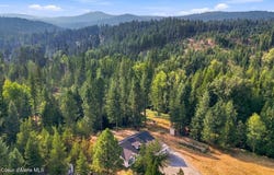113 Hawkwind Trail, Cocolalla, ID 83813