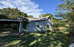 137 CR 2362, Bagwell, TX 75412