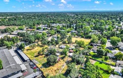 3830 Pasadena Avenue, Sacramento, CA 95821