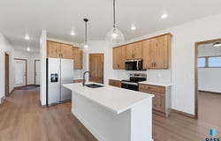 2417 E Brek St, Brandon, SD 57005