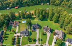 267 Paradise Lane, Jacksboro, TN 37757