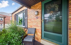 301 Orchard Spring Rd, Pittsburgh, PA 15220
