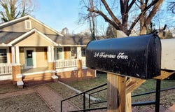 34 Fairview Ave, Ware Shoals, SC 29692