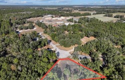 Deer Trail Cir, Bronson, FL 32621