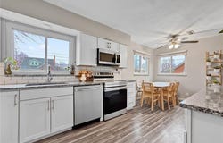 325 N Market Street, Waterloo, IL 62298